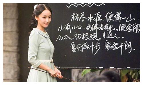 《秋蝉》女一号李曼曾被调侃为最不红“谋女郎”，可谓出道即巅峰