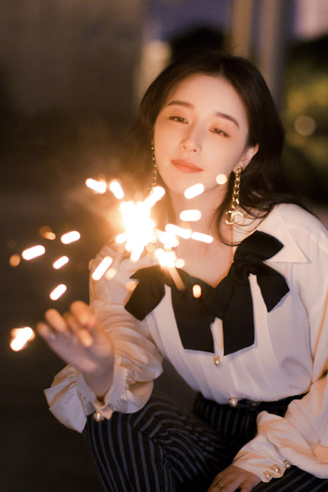 阚清子春日焰火清纯唯美写真照