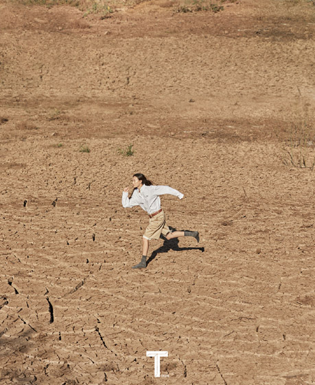 秦舒培野性自由写真照片